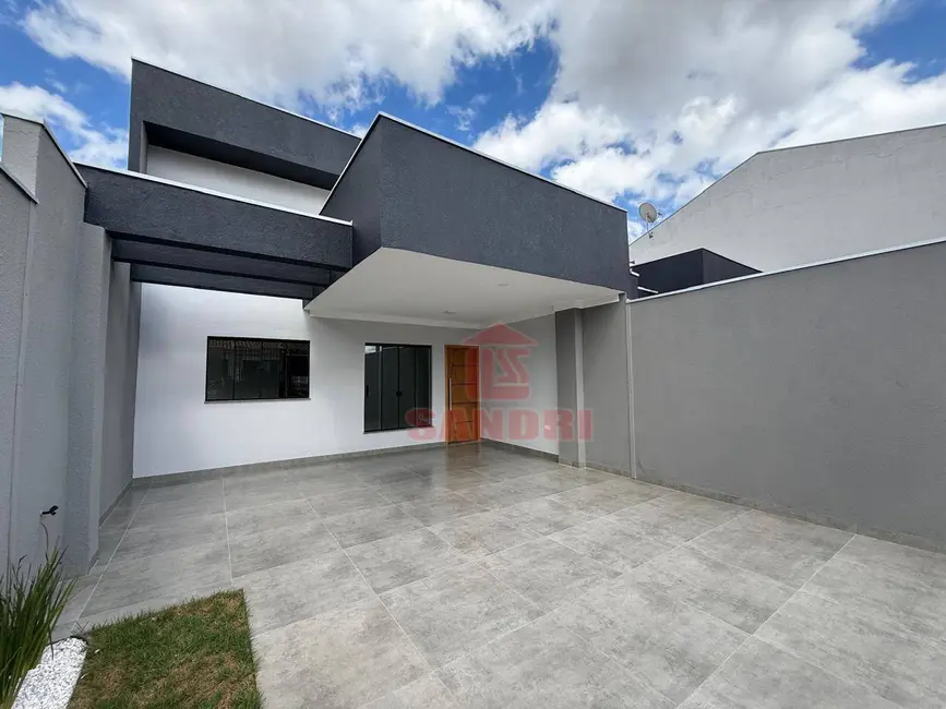 Foto 2 de Casa com 3 quartos à venda, 150m2 em Jardim Campos Elísios, Maringa - PR