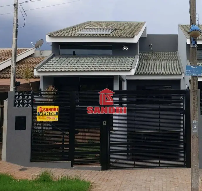 Casa com 3 quartos à venda, 150m2 em Maringa - PR - imagem 1 Foto 1 de Casa com 3 quartos à venda, 150m2 em Maringa - PR