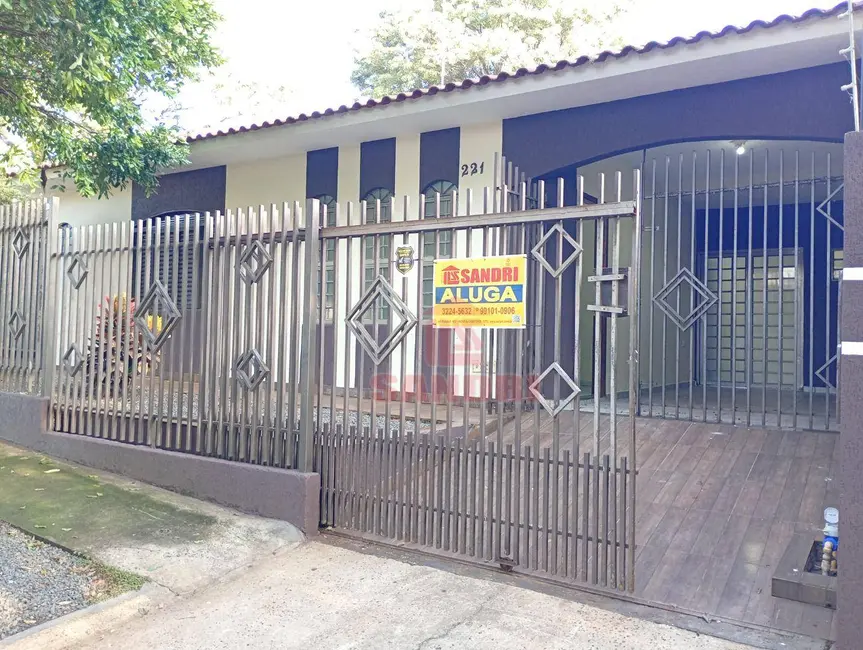 Foto 1 de Casa com 3 quartos para alugar, 185m2 em Jardim Campos Elísios, Maringa - PR