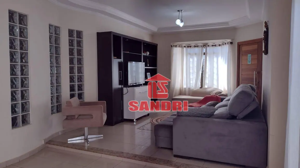 Foto 3 de Casa com 4 quartos à venda, 520m2 em Vila Morangueira, Maringa - PR