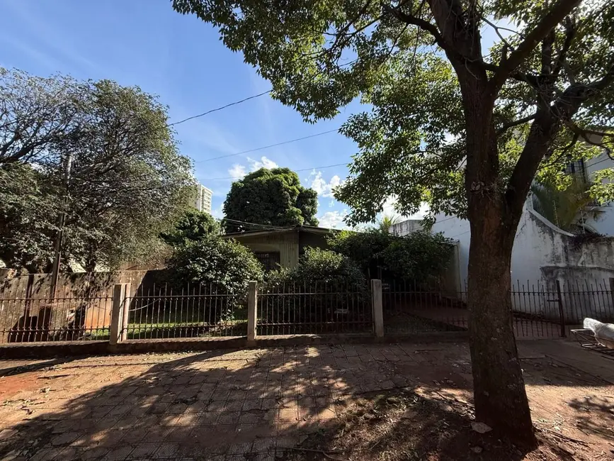 Foto 1 de Casa com 3 quartos à venda, 523m2 em Vila Cleópatra, Maringa - PR