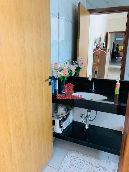 Casa com 3 quartos à venda, 185m2 em Centro, Porto Rico - PR - imagem 5 Foto 5 de Casa com 3 quartos à venda, 185m2 em Centro, Porto Rico - PR