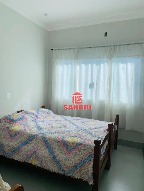 Casa com 3 quartos à venda, 185m2 em Centro, Porto Rico - PR - imagem 4 Foto 4 de Casa com 3 quartos à venda, 185m2 em Centro, Porto Rico - PR