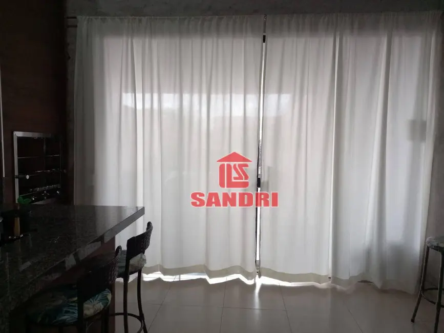Casa com 3 quartos à venda, 185m2 em Centro, Porto Rico - PR - imagem 6 Foto 6 de Casa com 3 quartos à venda, 185m2 em Centro, Porto Rico - PR