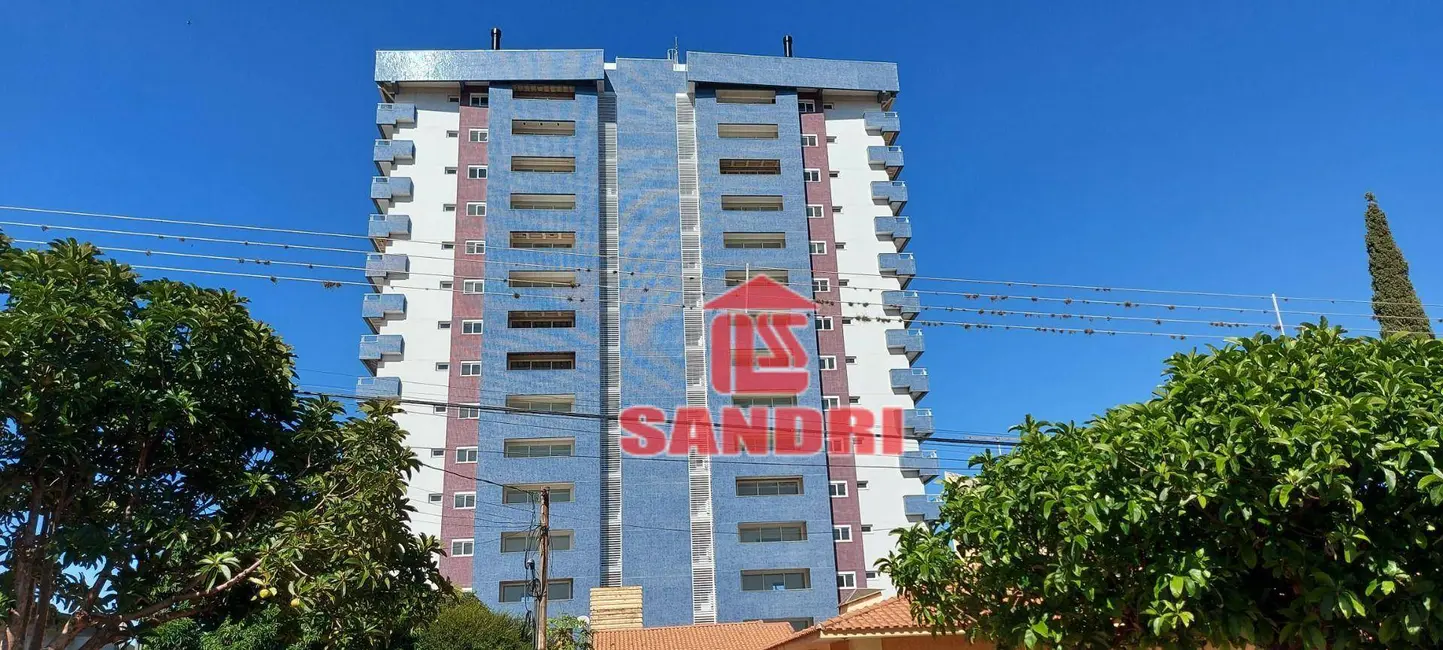 Apartamento com 3 quartos à venda, 226m2 em Centro, Marialva - PR - imagem 2 Foto 2 de Apartamento com 3 quartos à venda, 226m2 em Centro, Marialva - PR