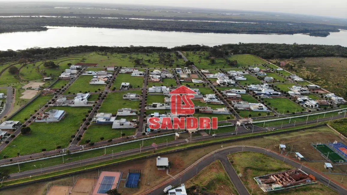Terreno / Lote à venda, 525m2 em Centro, Porto Rico - PR - imagem 2 Foto 2 de Terreno / Lote à venda, 525m2 em Centro, Porto Rico - PR