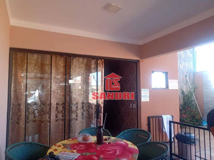 Casa de Condomínio com 3 quartos à venda, 200m2 em Porto Rico - PR - imagem 3 Foto 3 de Casa de Condomínio com 3 quartos à venda, 200m2 em Porto Rico - PR