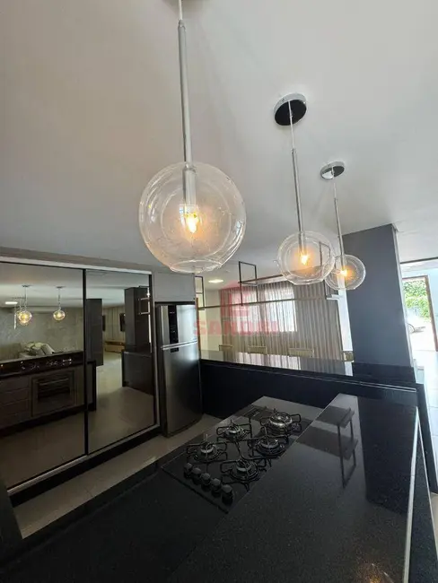 Foto 3 de Sobrado com 6 quartos à venda, 437m2 em Porto Rico - PR