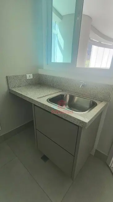 Foto 9 de Apartamento com 3 quartos para alugar, 292m2 em Zona 7, Maringa - PR