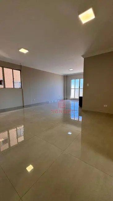 Foto 6 de Apartamento com 3 quartos à venda em Zona 07, Maringa - PR
