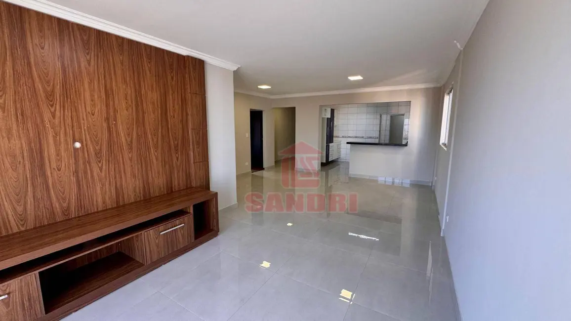 Foto 1 de Apartamento com 3 quartos à venda em Zona 07, Maringa - PR