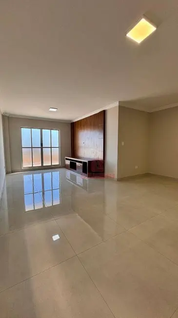 Foto 7 de Apartamento com 3 quartos à venda em Zona 07, Maringa - PR
