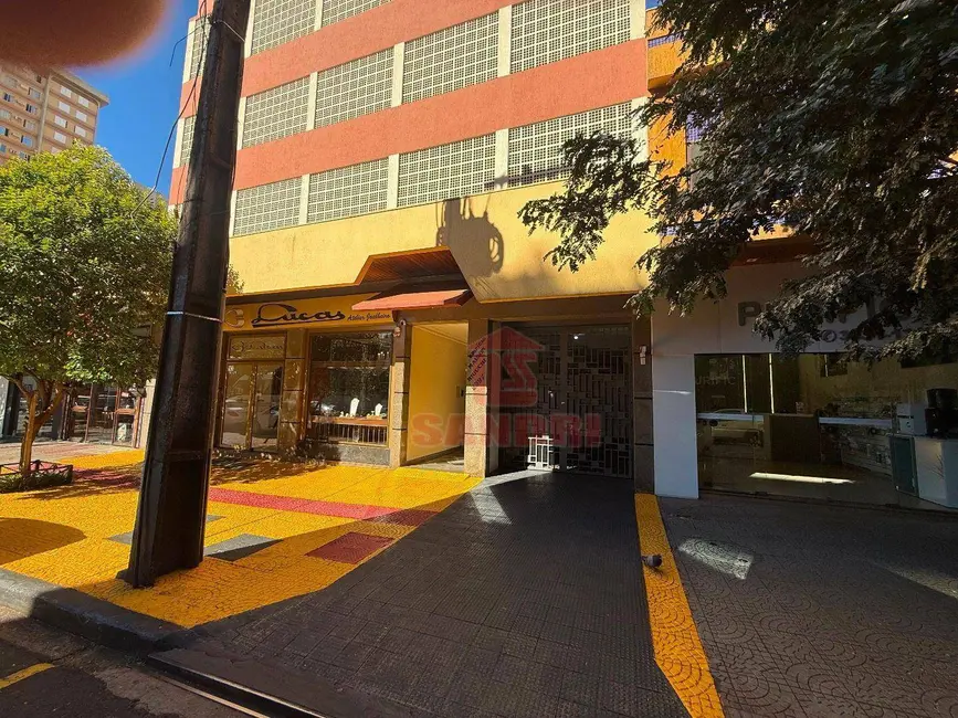Foto 2 de Apartamento com 1 quarto à venda, 83m2 em Zona 01, Maringa - PR