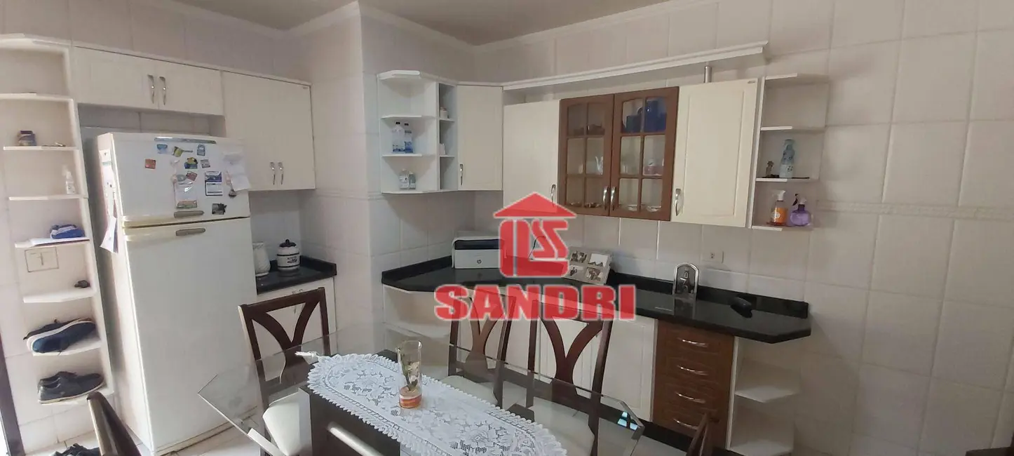Foto 4 de Casa com 4 quartos à venda, 360m2 em Parque das Grevíleas, Maringa - PR