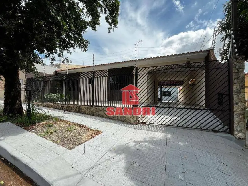 Foto 4 de Casa com 5 quartos à venda, 303m2 em Jardim Pinheiros, Maringa - PR