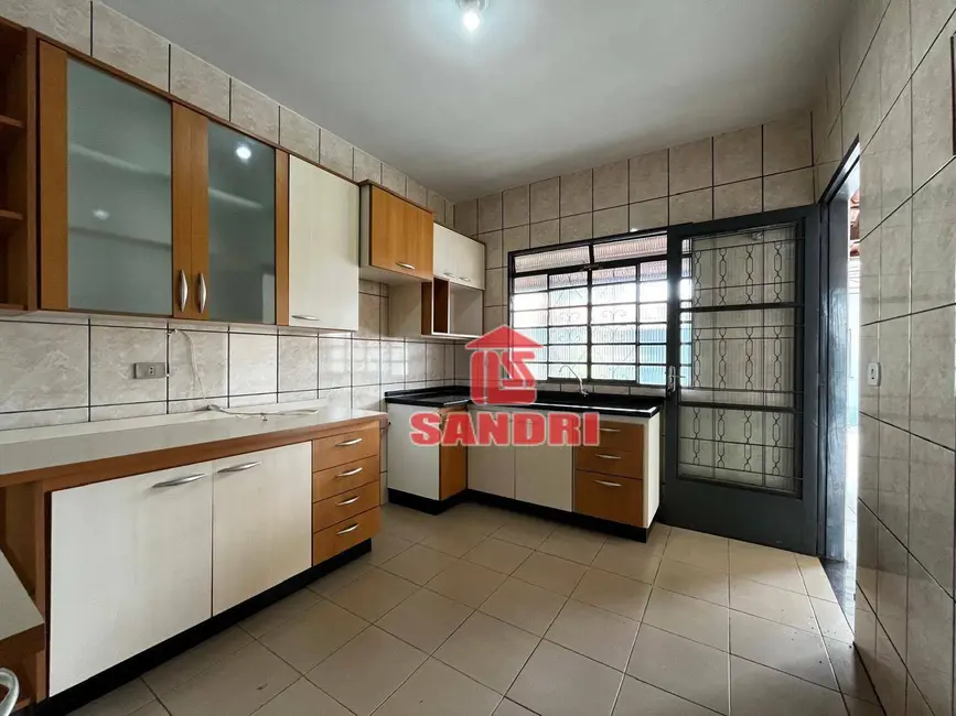 Foto 6 de Casa com 5 quartos à venda, 303m2 em Jardim Pinheiros, Maringa - PR