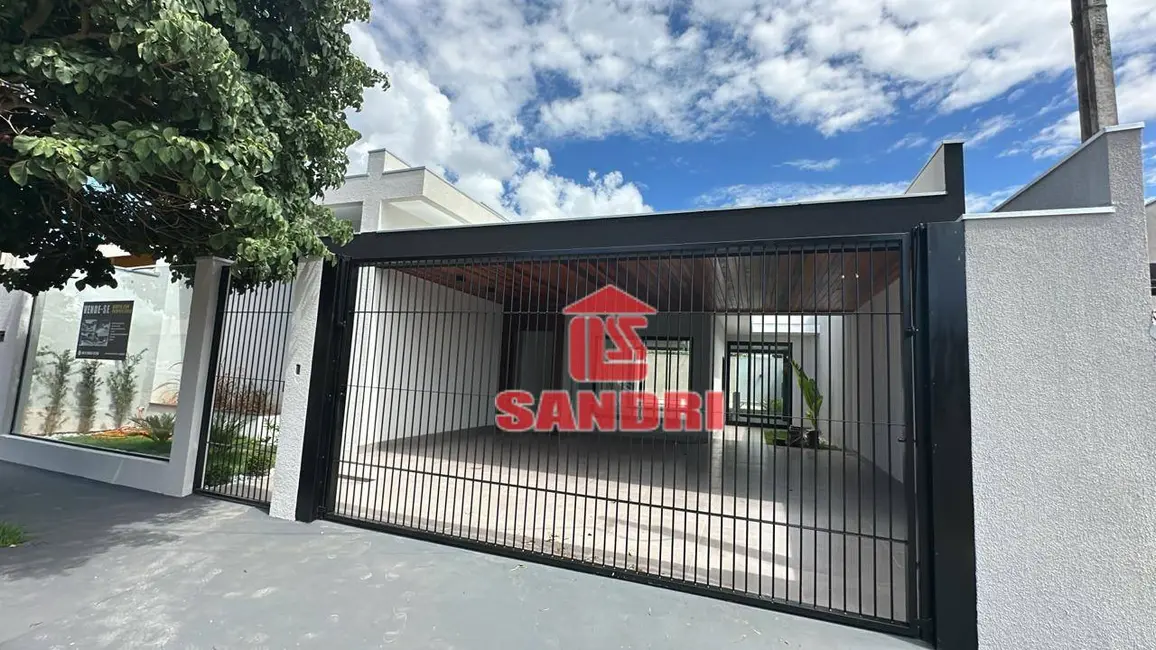 Foto 1 de Casa com 3 quartos à venda, 360m2 em Parque Avenida, Maringa - PR