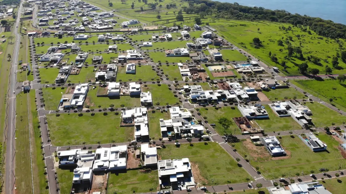 Terreno / Lote à venda, 720m2 em Porto Rico - PR - imagem 6 Foto 6 de Terreno / Lote à venda, 720m2 em Porto Rico - PR