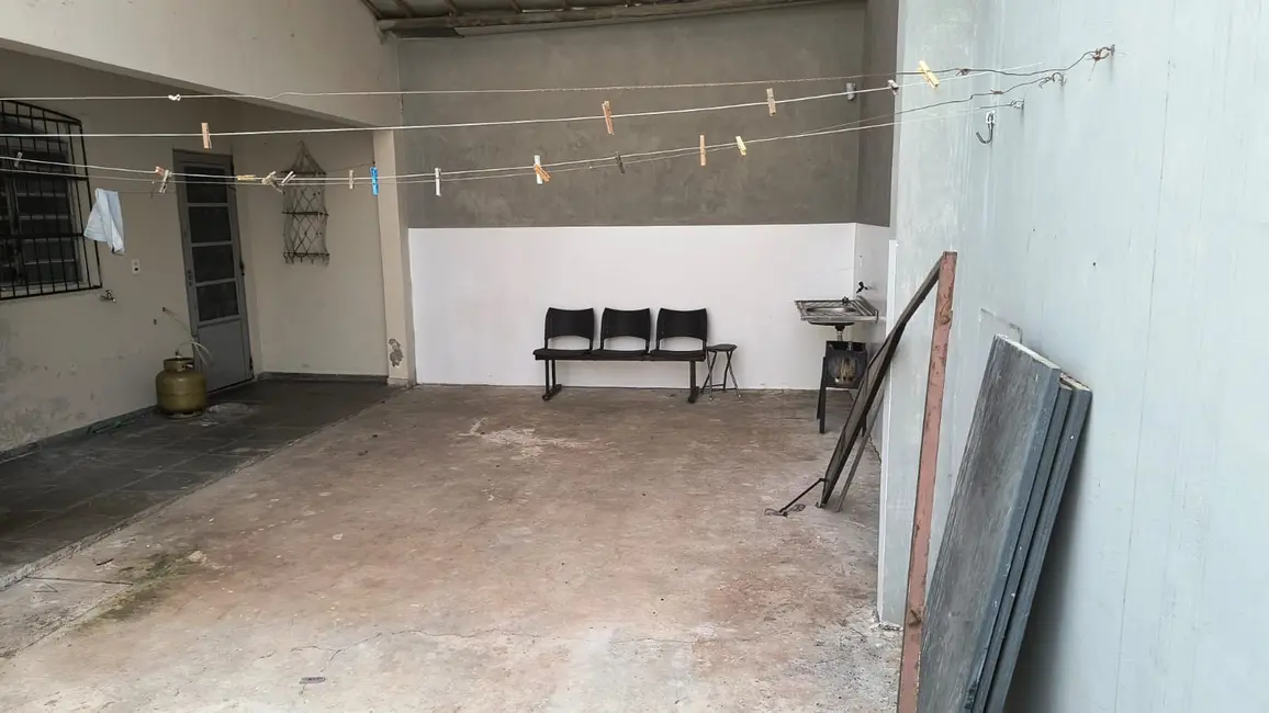 Foto 5 de Casa com 2 quartos para alugar, 207m2 em Conjunto Habitacional Sol Nascente, Maringa - PR