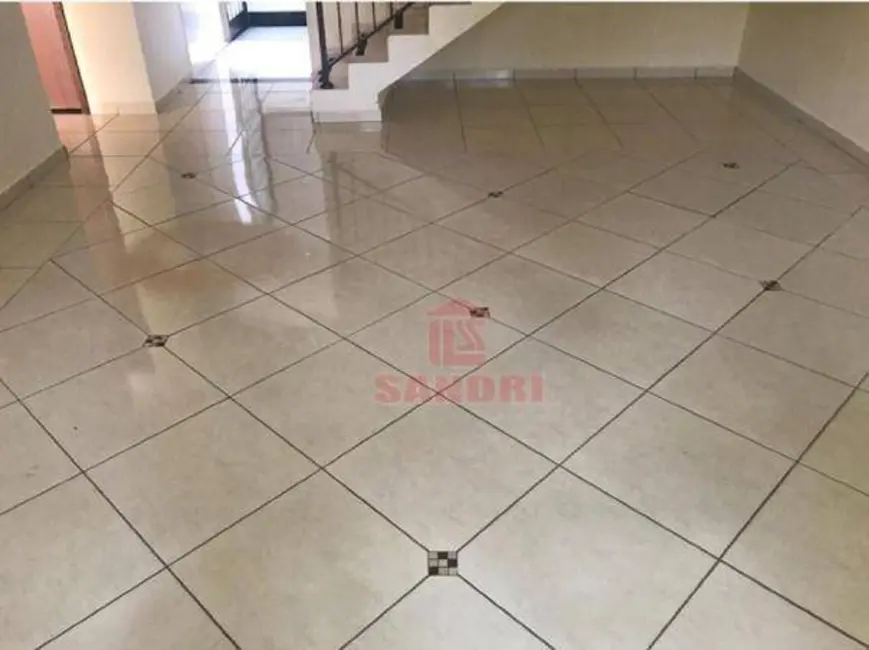Foto 5 de Sobrado com 3 quartos à venda, 97m2 em Jardim Independência, Sarandi - PR