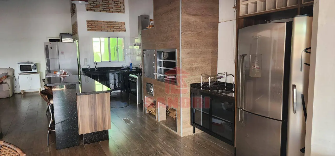 Casa com 4 quartos à venda, 465m2 em Centro, Porto Rico - PR - imagem 5 Foto 5 de Casa com 4 quartos à venda, 465m2 em Centro, Porto Rico - PR