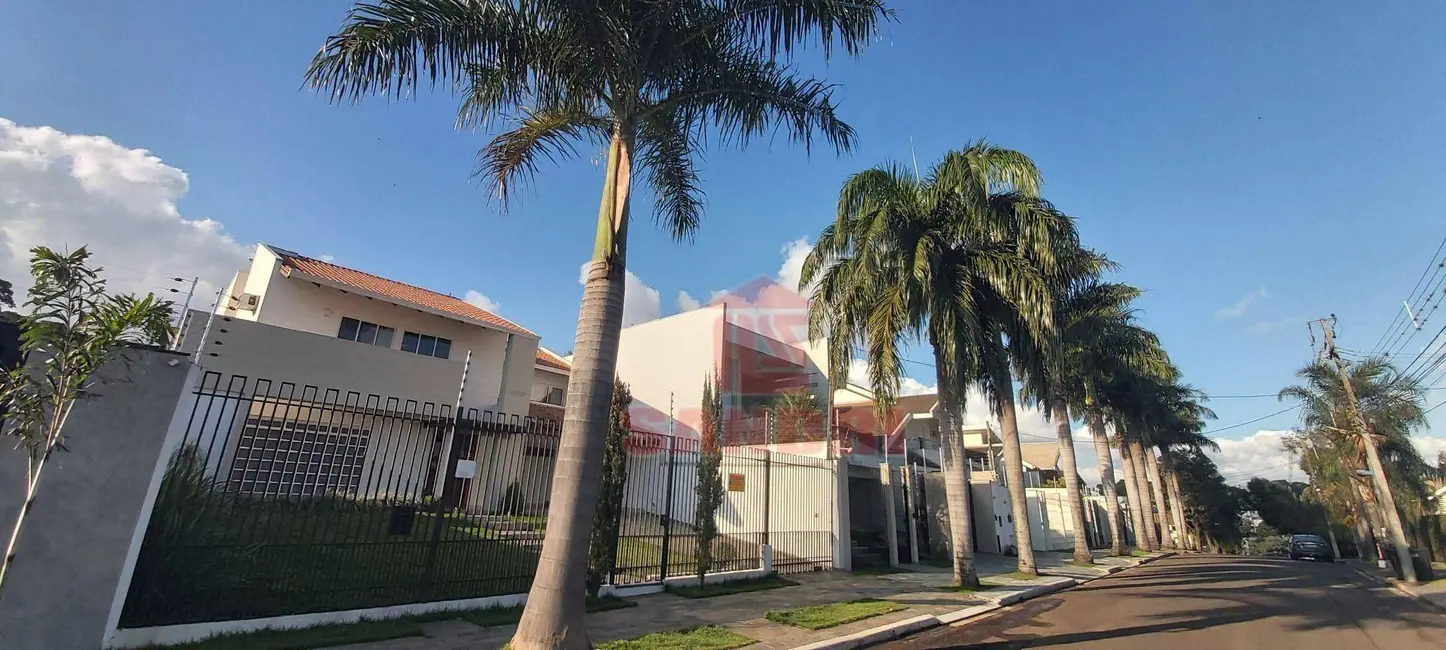 Sobrado com 4 quartos à venda, 537m2 em Zona 05, Maringa - PR - imagem 8 Foto 8 de Sobrado com 4 quartos à venda, 537m2 em Zona 05, Maringa - PR