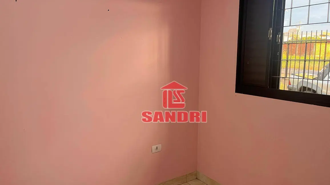 Casa com 3 quartos à venda, 150m2 em Jardim Nova Independência, Sarandi - PR - imagem 3 Foto 3 de Casa com 3 quartos à venda, 150m2 em Jardim Nova Independência, Sarandi - PR