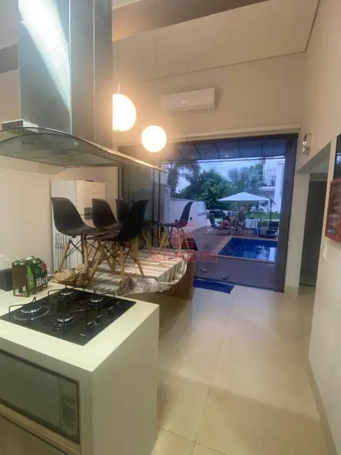 Casa à venda, 415m2 em Centro, Porto Rico - PR - imagem 6 Foto 6 de Casa à venda, 415m2 em Centro, Porto Rico - PR