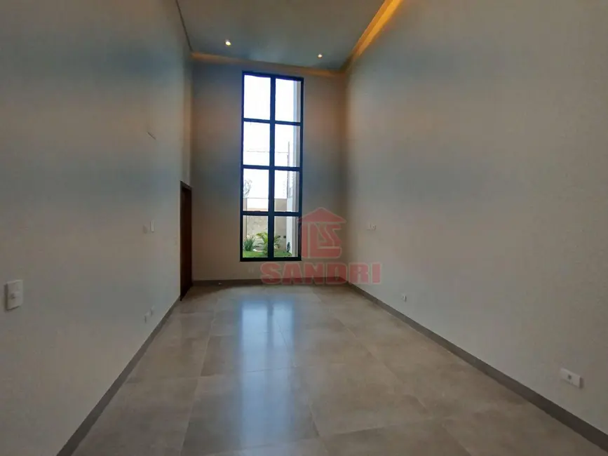 Casa com 3 quartos à venda, 200m2 em Jardim Espanha, Maringa - PR - imagem 8 Foto 8 de Casa com 3 quartos à venda, 200m2 em Jardim Espanha, Maringa - PR