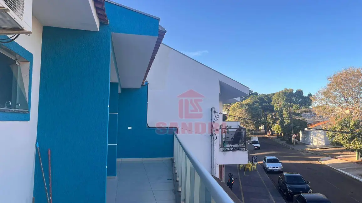 Foto 9 de Sobrado com 4 quartos à venda, 323m2 em Parque Residencial Tuiuti, Maringa - PR