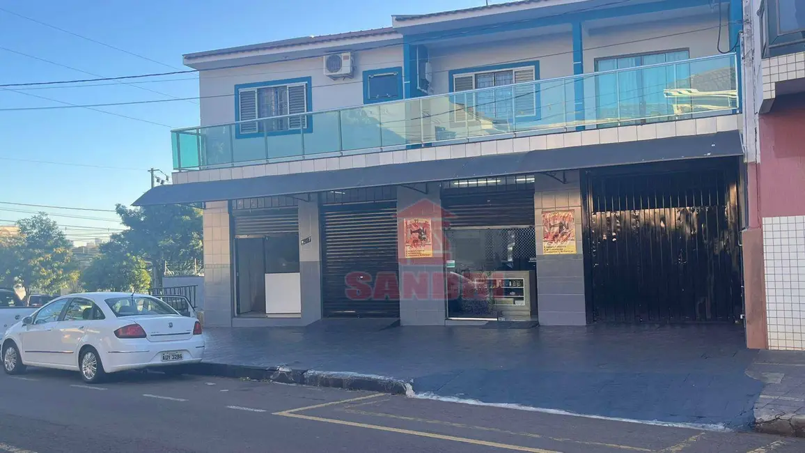 Foto 1 de Sobrado com 4 quartos à venda, 323m2 em Parque Residencial Tuiuti, Maringa - PR