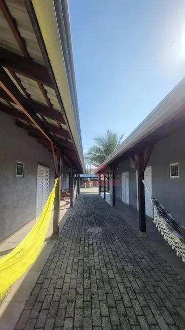 Casa à venda em Matinhos - PR - imagem 2 Foto 2 de Casa à venda em Matinhos - PR