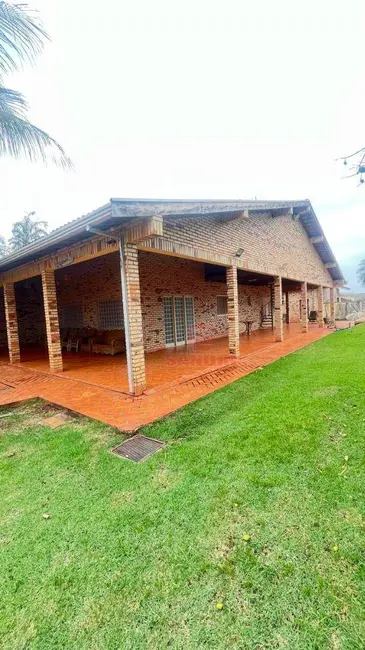 Casa com 3 quartos à venda, 720m2 em Centro, Porto Rico - PR - imagem 1 Foto 1 de Casa com 3 quartos à venda, 720m2 em Centro, Porto Rico - PR