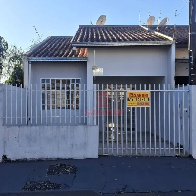 Foto 1 de Casa com 2 quartos à venda, 100m2 em Jardim Alphaville, Sarandi - PR