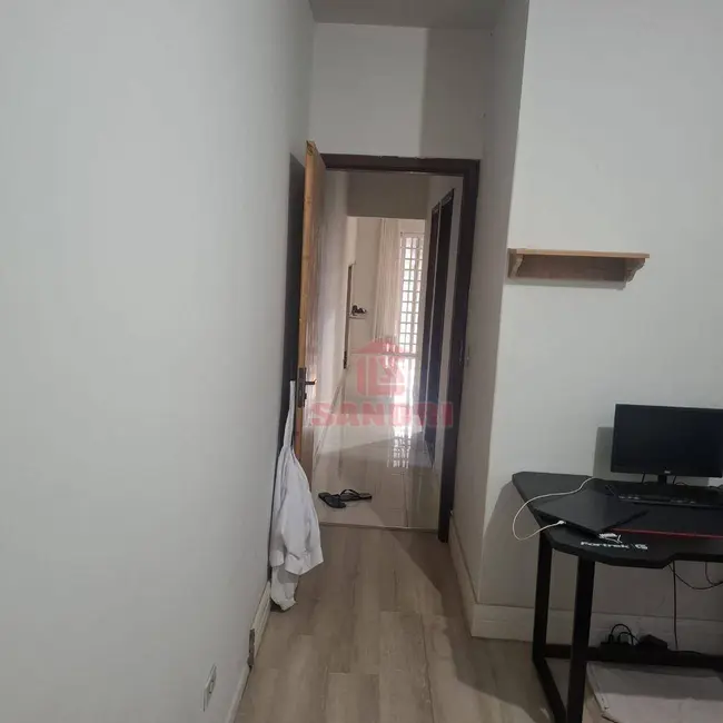 Foto 4 de Casa com 2 quartos à venda, 100m2 em Jardim Alphaville, Sarandi - PR