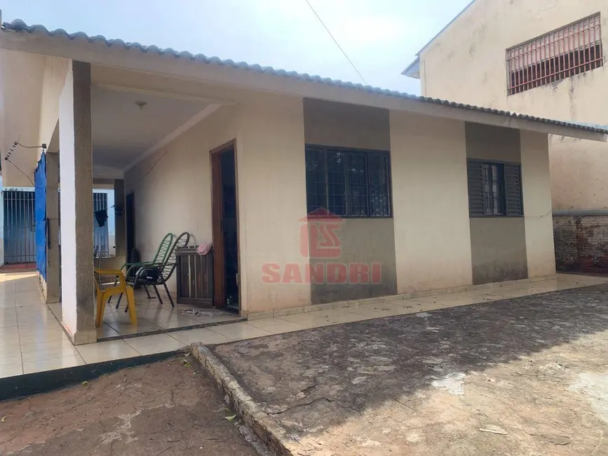 Foto 2 de Terreno / Lote à venda, 560m2 em Centro, Sarandi - PR
