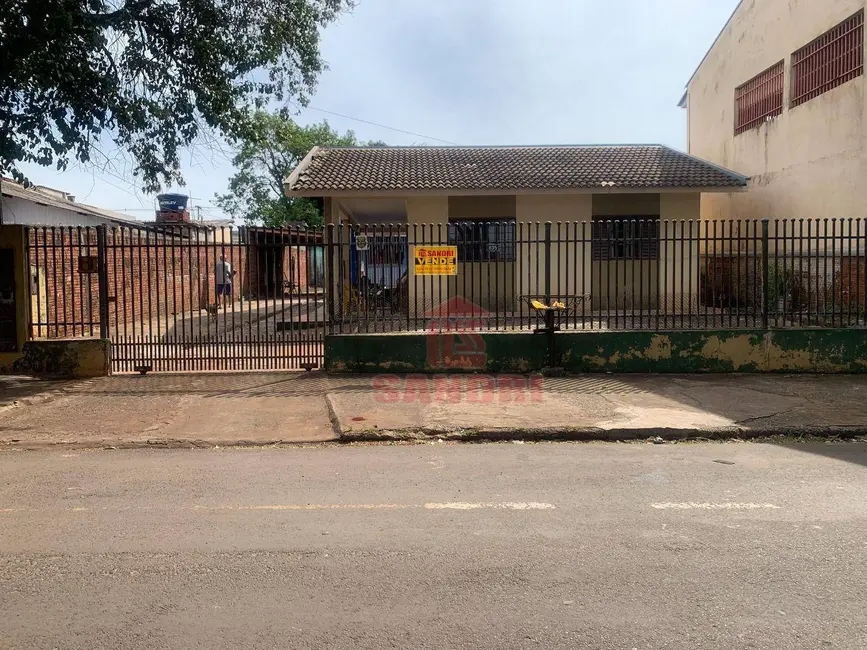 Foto 1 de Terreno / Lote à venda, 560m2 em Centro, Sarandi - PR