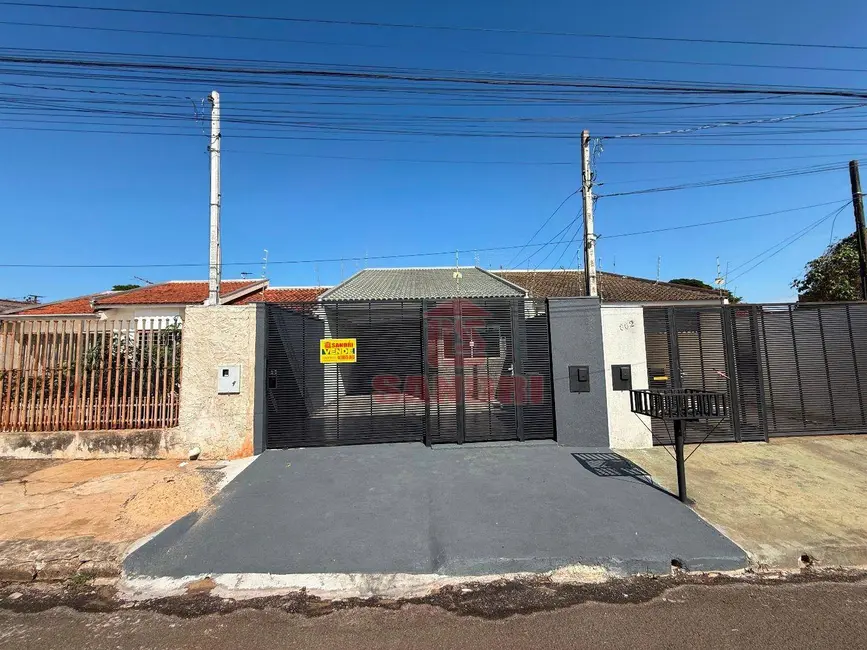 Casa com 3 quartos à venda, 133m2 em Novo Panorama, Sarandi - PR - imagem 2 Foto 2 de Casa com 3 quartos à venda, 133m2 em Novo Panorama, Sarandi - PR