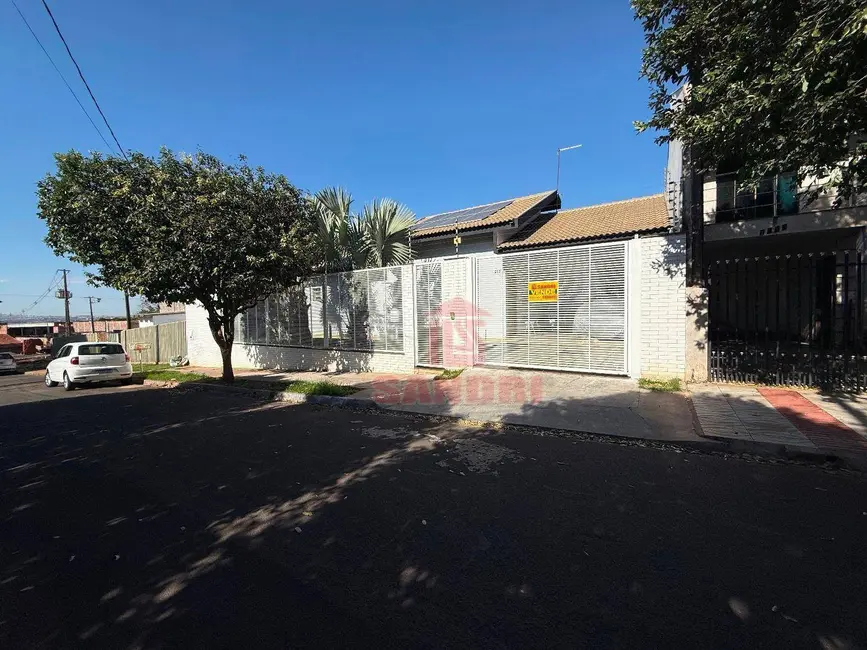 Casa com 3 quartos à venda, 259m2 em Jardim Nova Independência I, Sarandi - PR - imagem 2 Foto 2 de Casa com 3 quartos à venda, 259m2 em Jardim Nova Independência I, Sarandi - PR