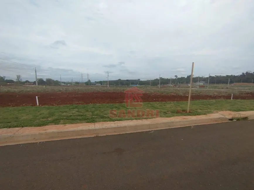 Foto 1 de Terreno / Lote à venda, 494m2 em Maringa - PR