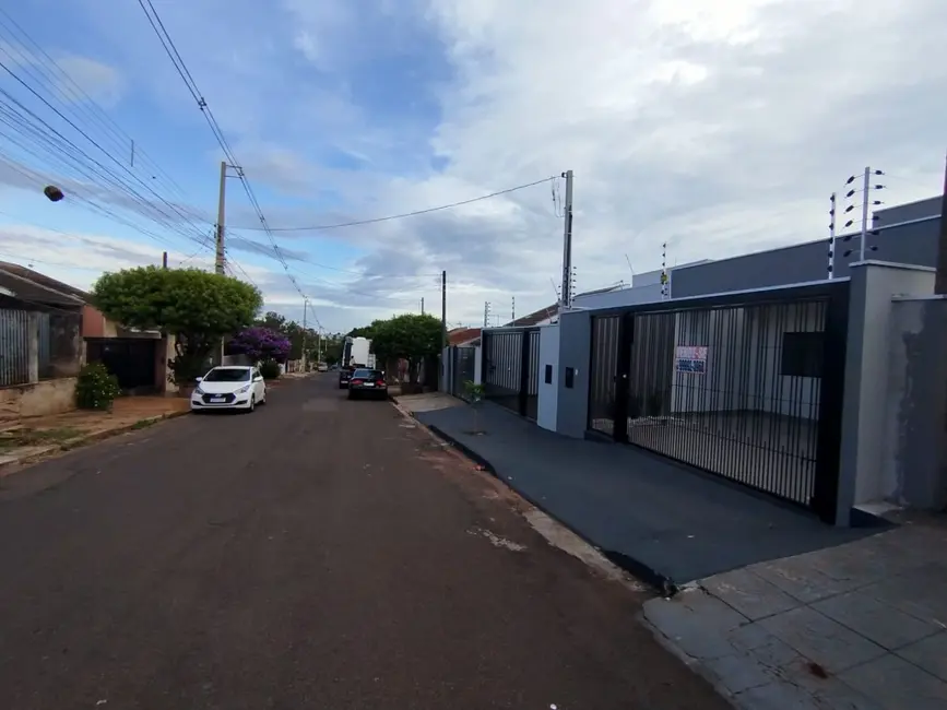 Casa com 3 quartos à venda, 150m2 em Parque Alvamar, Sarandi - PR - imagem 5 Foto 5 de Casa com 3 quartos à venda, 150m2 em Parque Alvamar, Sarandi - PR