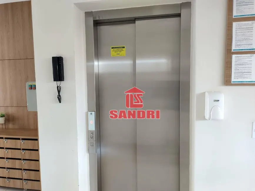 Foto 3 de Apartamento com 2 quartos para alugar, 57m2 em Chácara Paulista, Maringa - PR