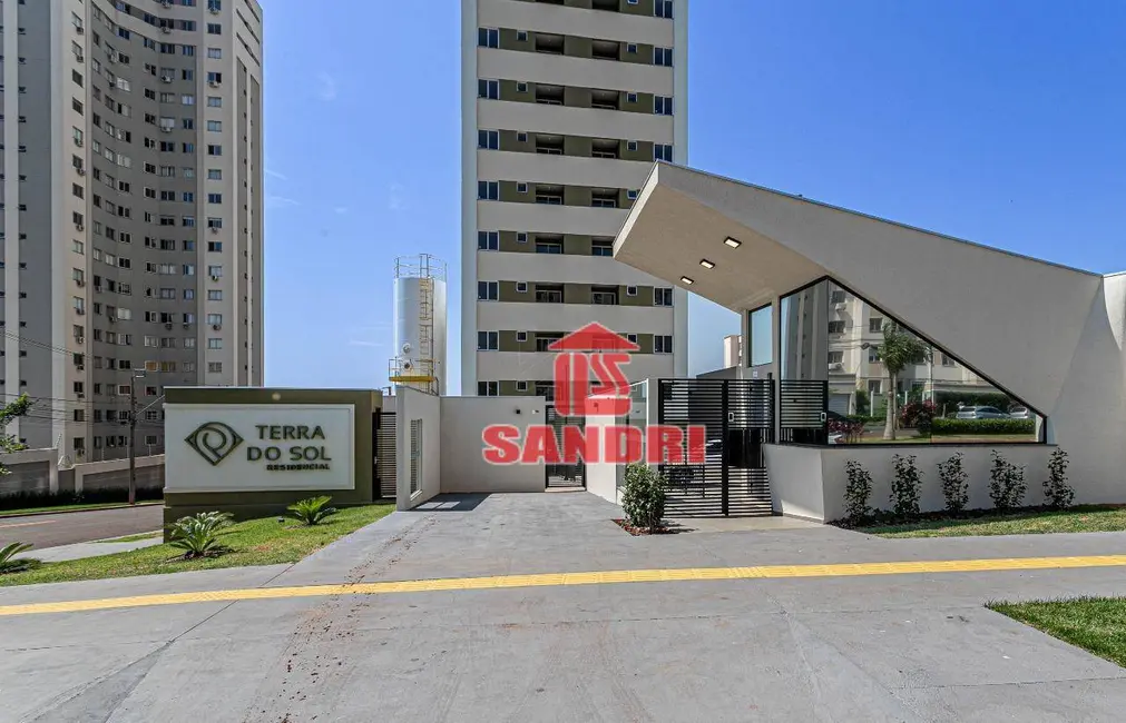 Foto 2 de Apartamento com 2 quartos à venda, 68m2 em Parque Industrial, Maringa - PR