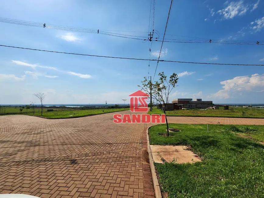 Foto 2 de Terreno / Lote à venda, 392m2 em Porto Rico - PR