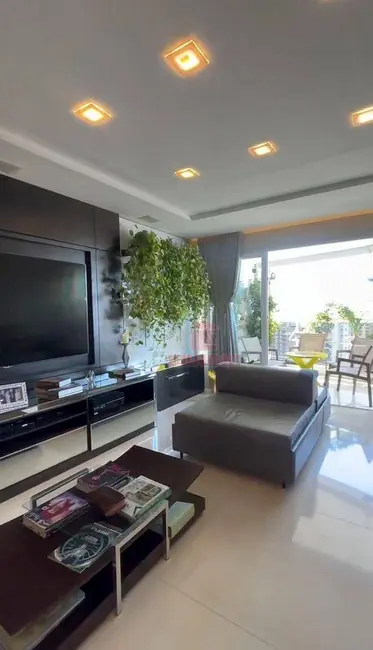 Apartamento com 3 quartos à venda, 380m2 em Zona 01, Maringa - PR - imagem 3 Foto 3 de Apartamento com 3 quartos à venda, 380m2 em Zona 01, Maringa - PR