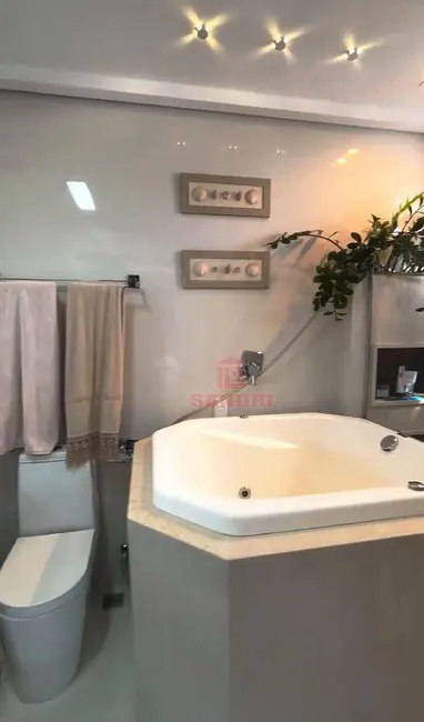 Apartamento com 3 quartos à venda, 380m2 em Zona 01, Maringa - PR - imagem 7 Foto 7 de Apartamento com 3 quartos à venda, 380m2 em Zona 01, Maringa - PR