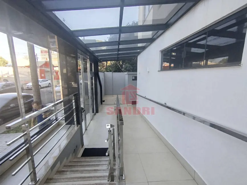 Apartamento com 3 quartos à venda, 120m2 em Zona 07, Maringa - PR - imagem 5 Foto 5 de Apartamento com 3 quartos à venda, 120m2 em Zona 07, Maringa - PR