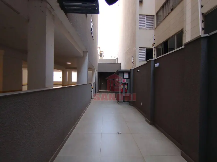 Foto 49 de Apartamento à venda em Zona 03, Maringa - PR