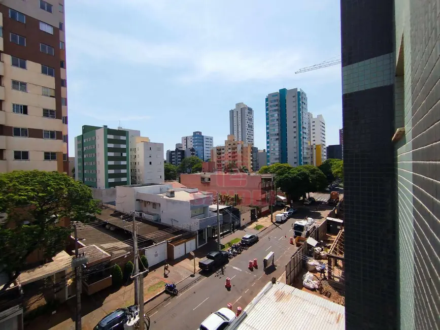 Foto 32 de Apartamento à venda em Zona 03, Maringa - PR