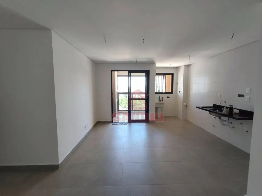 Apartamento com 3 quartos à venda e para alugar, 85m2 em Zona 08, Maringa - PR - imagem 3 Foto 3 de Apartamento com 3 quartos à venda e para alugar, 85m2 em Zona 08, Maringa - PR